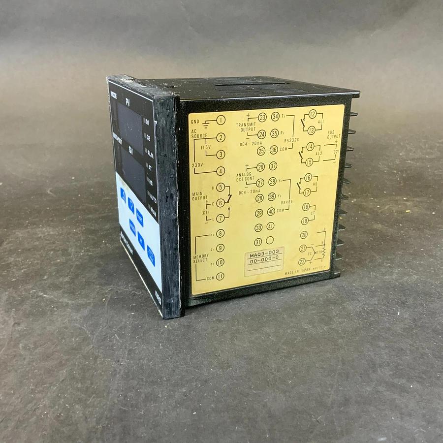 Used INVENSYS MAQ3-003 00-000-0 TEMPERATURE CONTROLLER ($90 OBO)