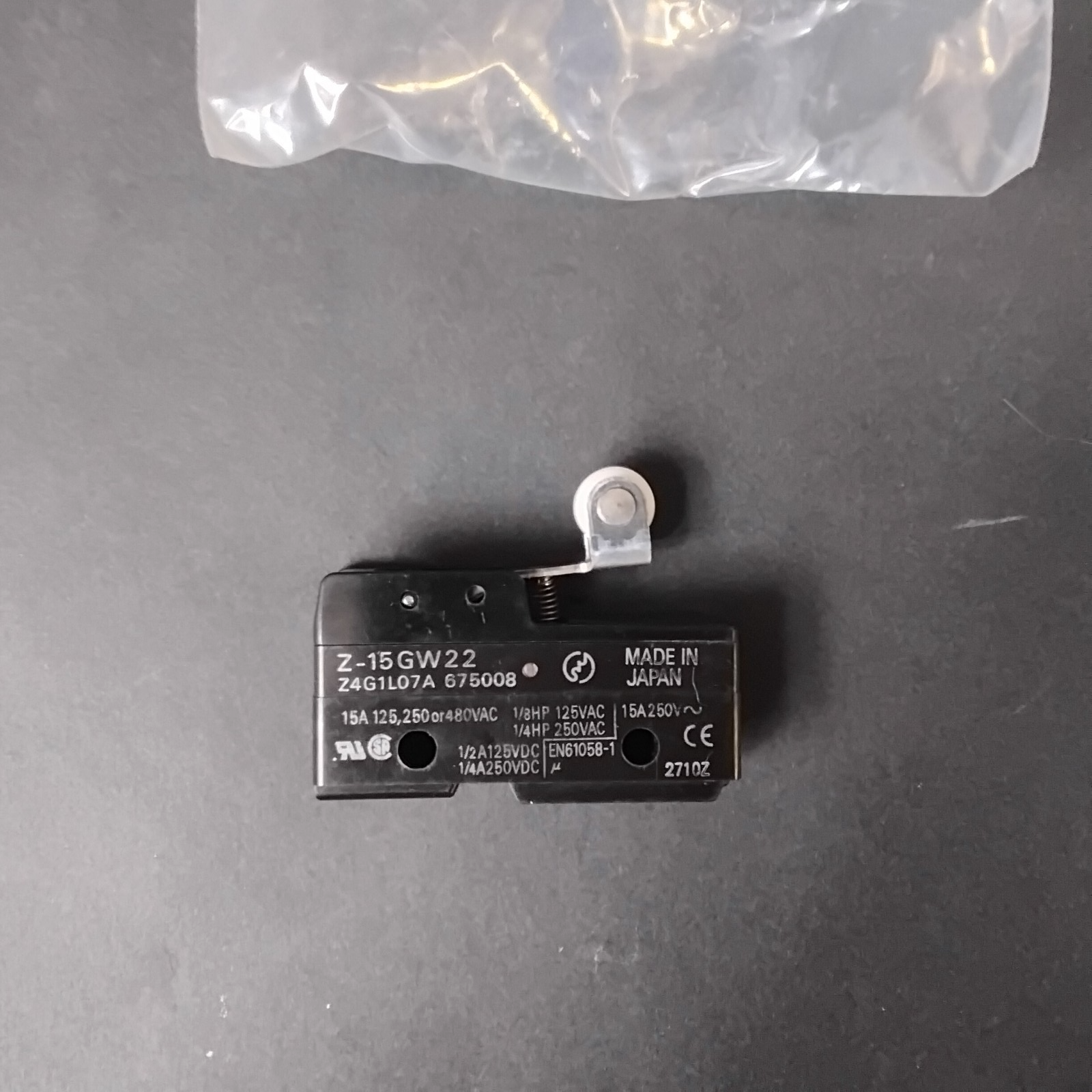 Used OMRON Z-15GW22 LIMIT SWITCH ($7.60 OBO)