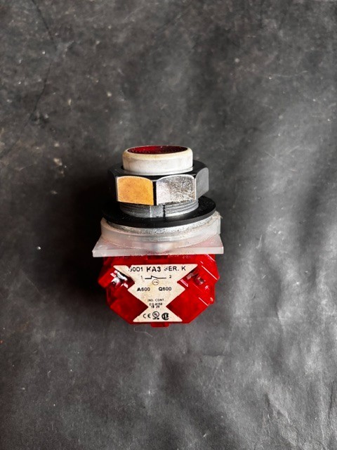 Used SQUARE D 9001KA-3 SERIES K PUSHBUTTON SWITCH ($11 OBO)