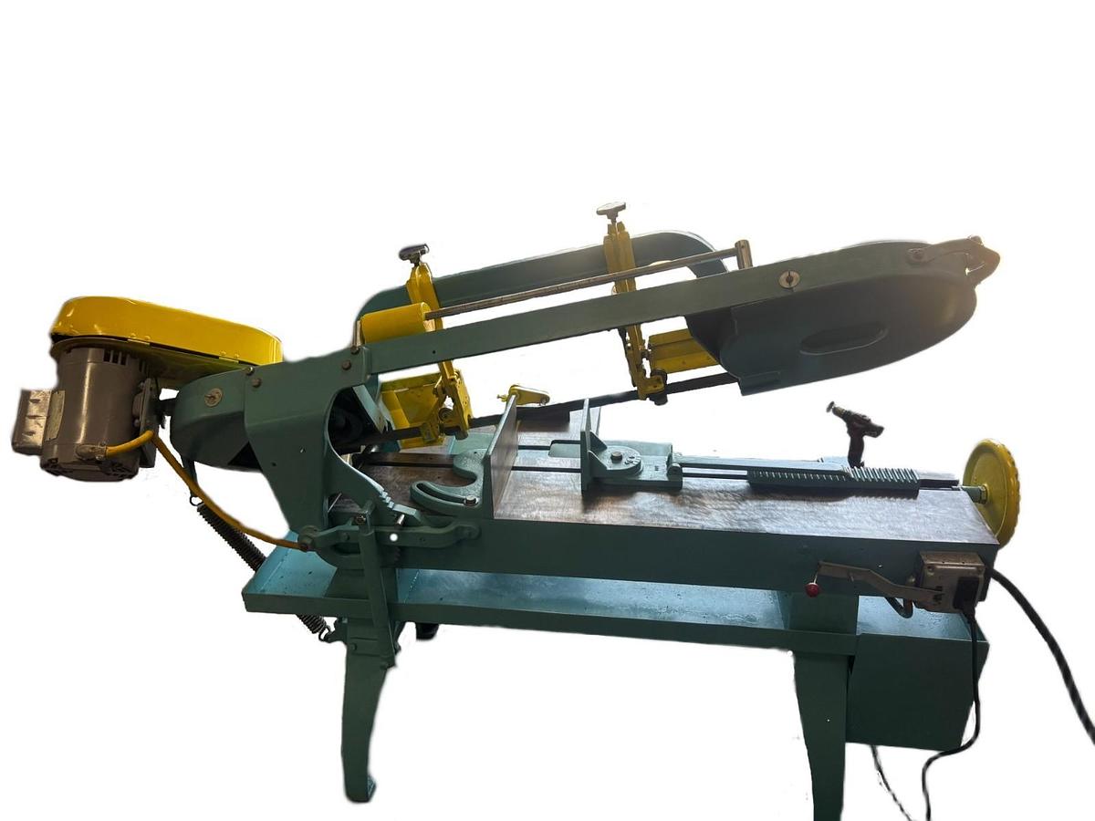 Used Wellsaw Horizontal Band Saw - Model 1000