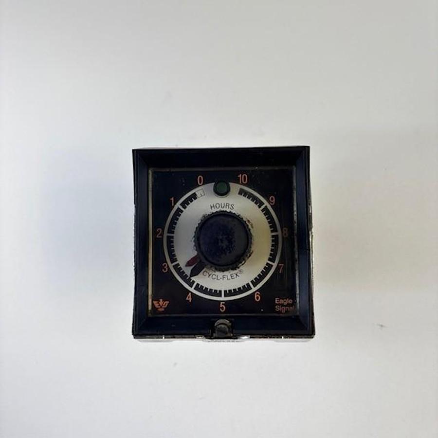 Used EAGLE SIGNAL HP59A6 TIMER MODULE