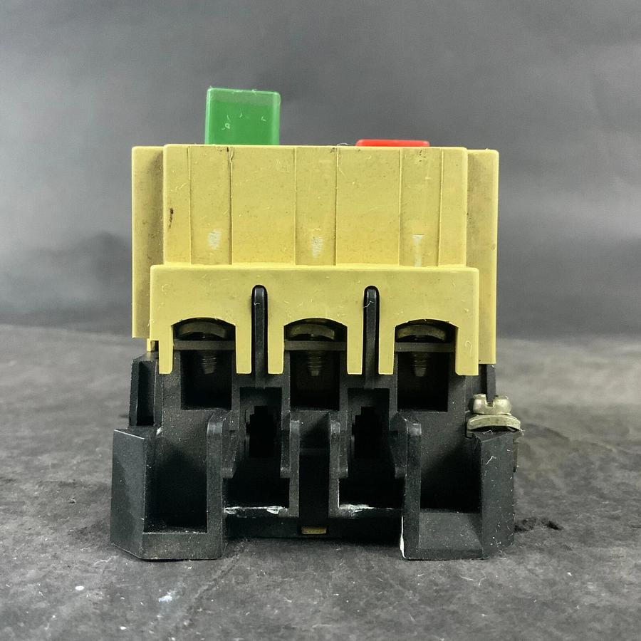 Used KLOCKNER MOELLER PKZM0-4-NA CIRCUIT BREAKER ($35 OBO)