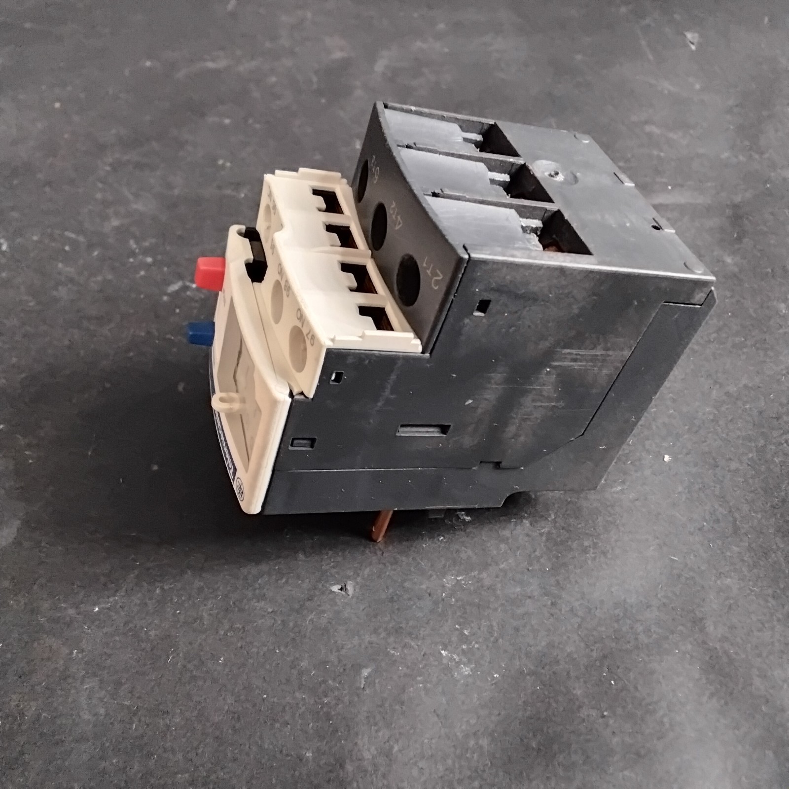 Used SCHNEIDER ELECTRIC LRD-10 THERMAL OVERLOAD RELAY ($30 OBO)
