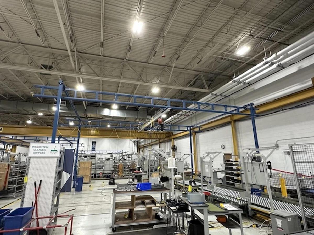 Used Bridge Crane-Gorbel 1/2TON CAP- 28'-0" L x 20'-8" W x 14'-7 1/2" H ($11,500 OBO)