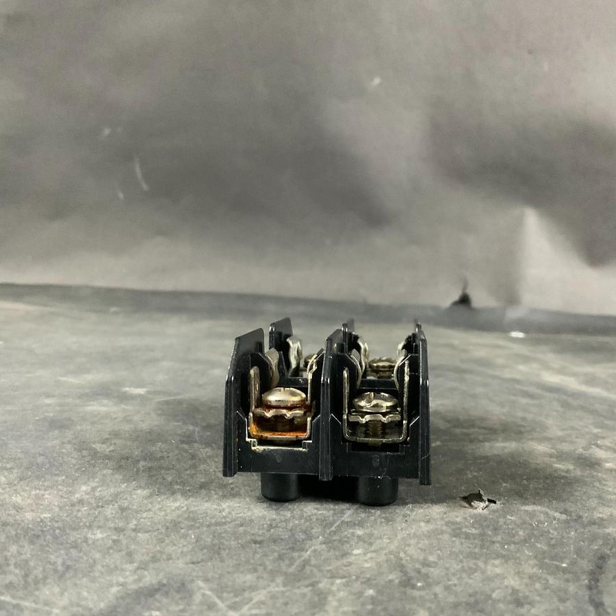 Used MARATHON 6M30A2SPQ 1 FUSE HOLDER ($8 OBO)