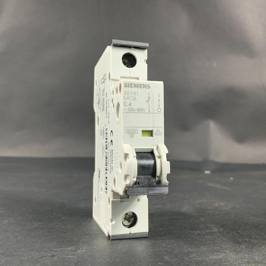 Used SIEMENS 5SY6104-7 CIRCUIT BREAKER ($25 OBO)