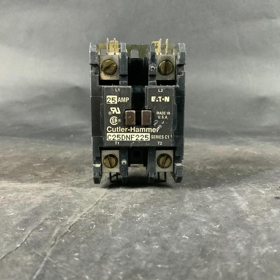 Used EATON CUTLER-HAMMER C25DNF225 SERIES C1 CONTACTOR ($20 OBO)