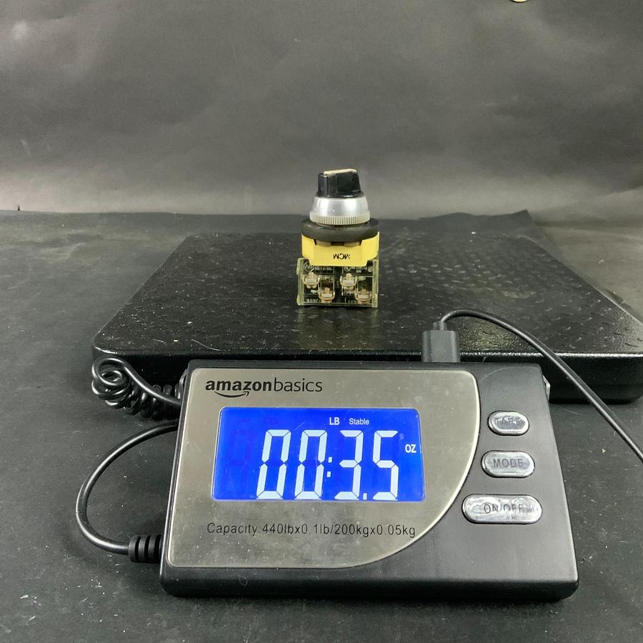 Used ALLEN BRADLEY 800T-H2 SERIES F SELECTOR SWITCH ($20 OBO)