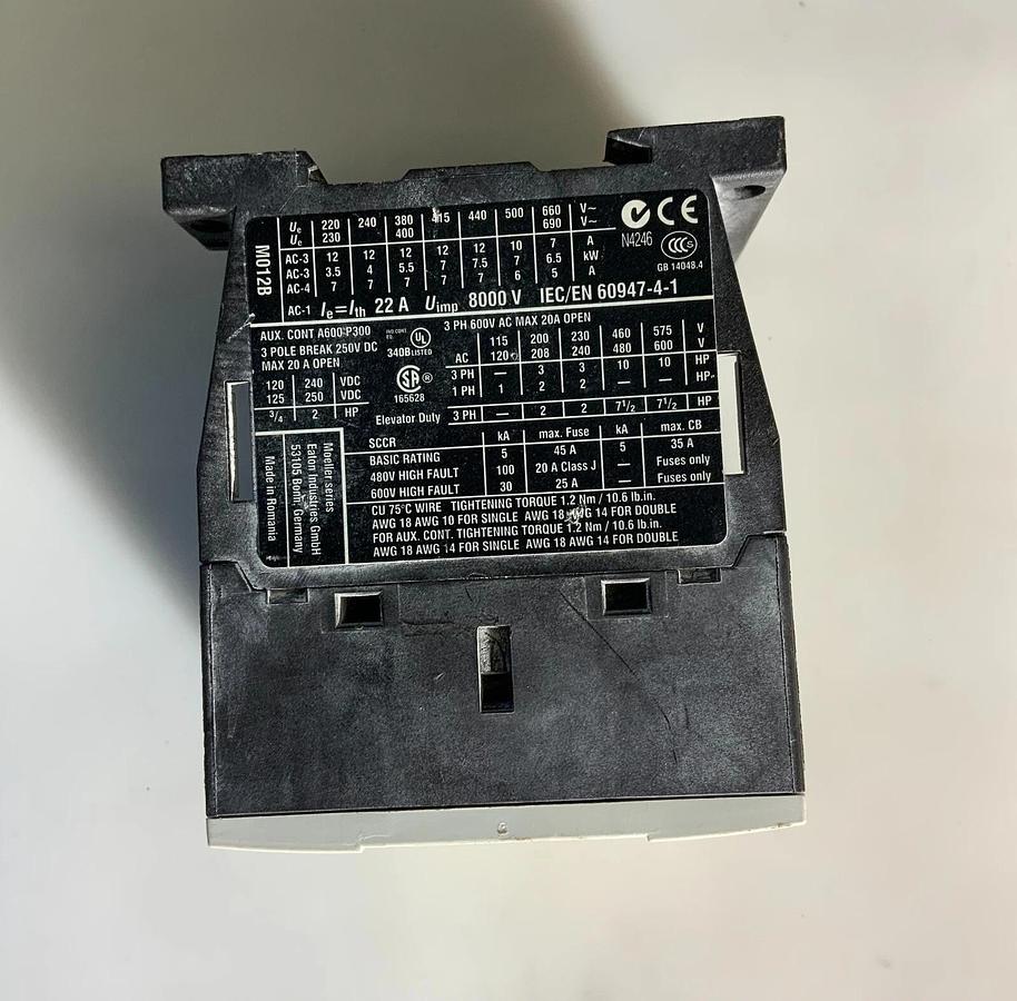 Used EATON  DILM12-10: (110V50HZ,120V60HZ) ($34.99 OBO)