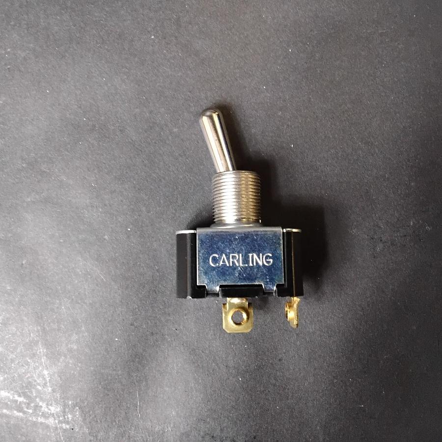 Used CARLING 6FA5H-73-XA 15A 125VAC HEAVY-DUTY TOGGLE SWITCH ($8 OBO)