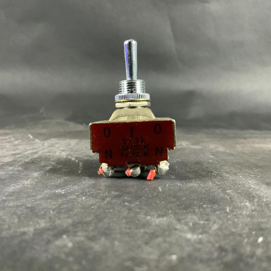 Used NIHON KAIHEKI S-33 TOGGLE SWITCH ($10 OBO)
