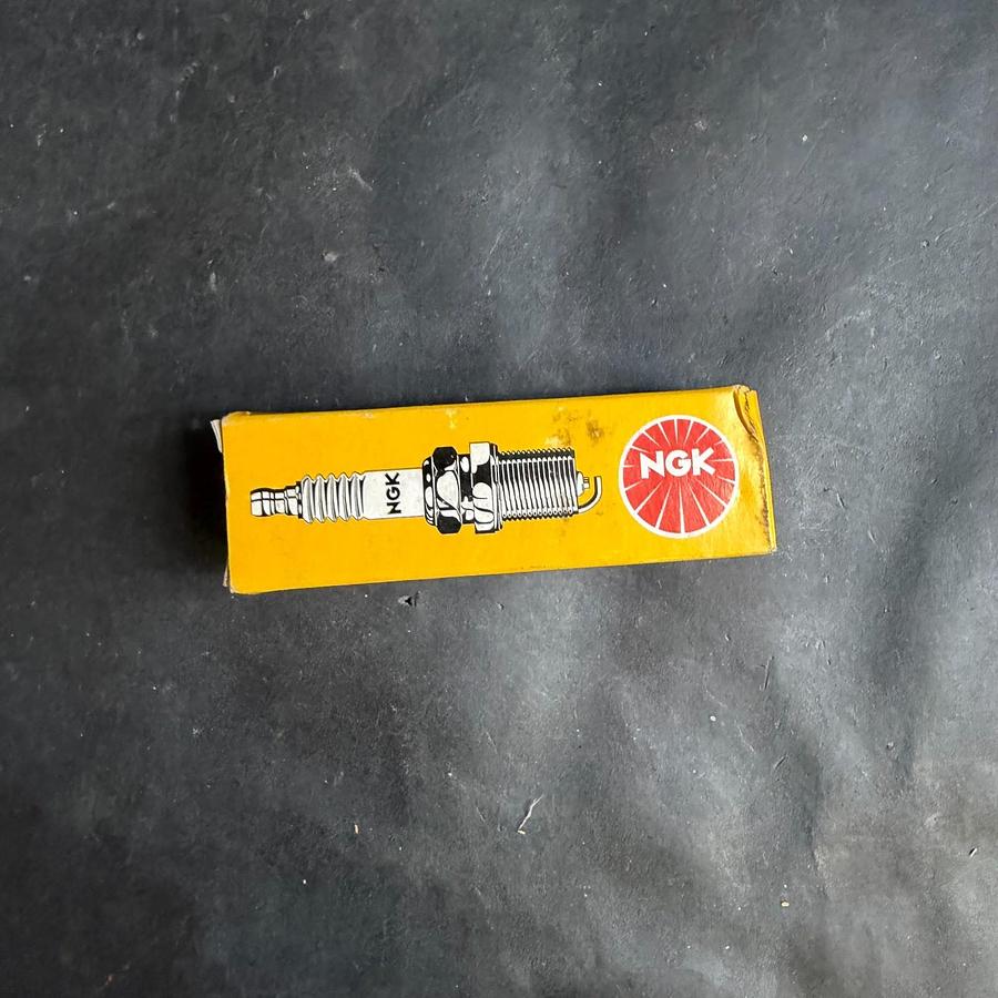 NGK 4626 BPMR7A SPARK PLUG ($6 OBO)