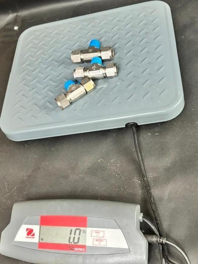 Used SWAGELOK SS-810-3-8TTM TUPE FITTING 3PCS