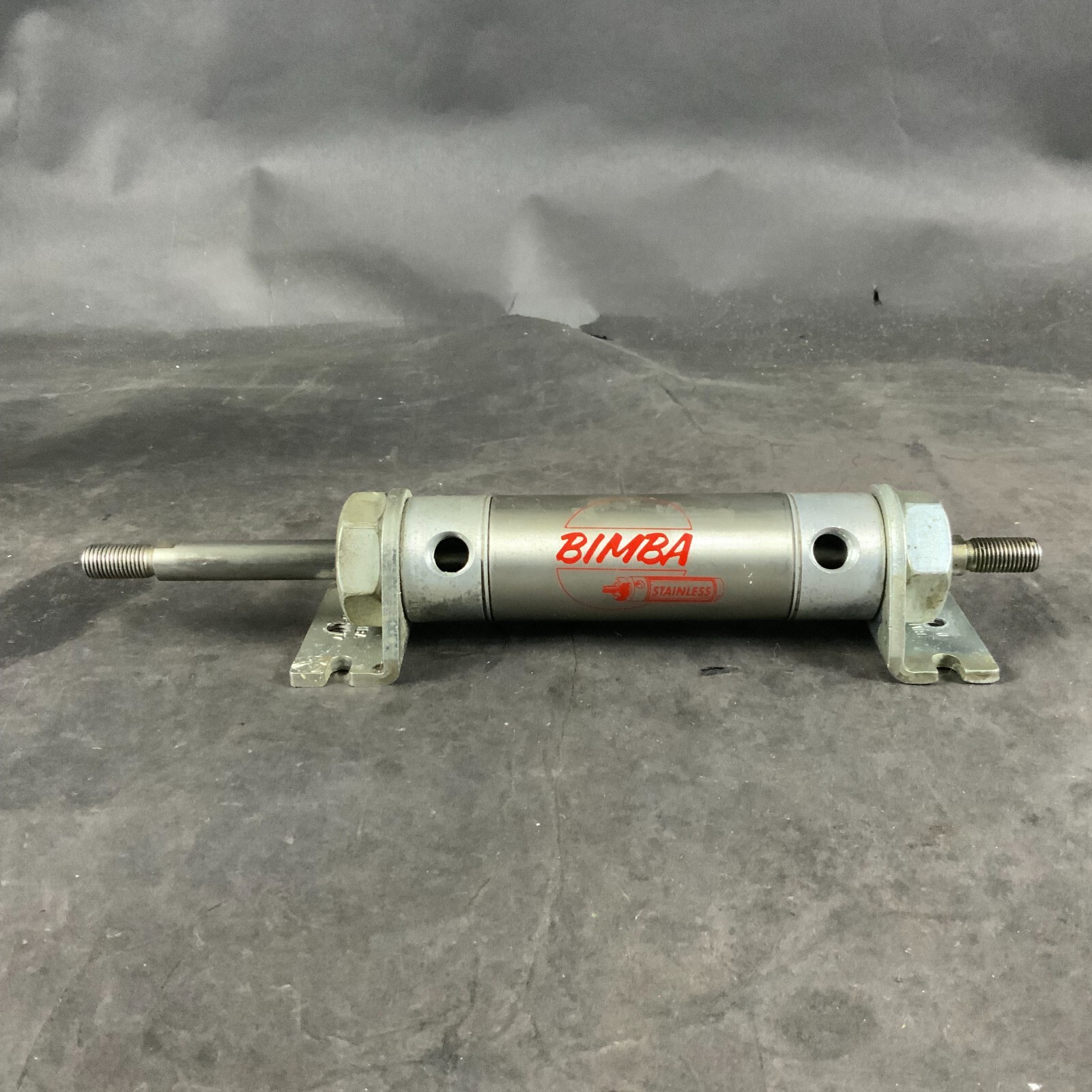 Used BIMBA MRS-172-DXDE PNEUMATIC CYLINDER ($40 OBO)