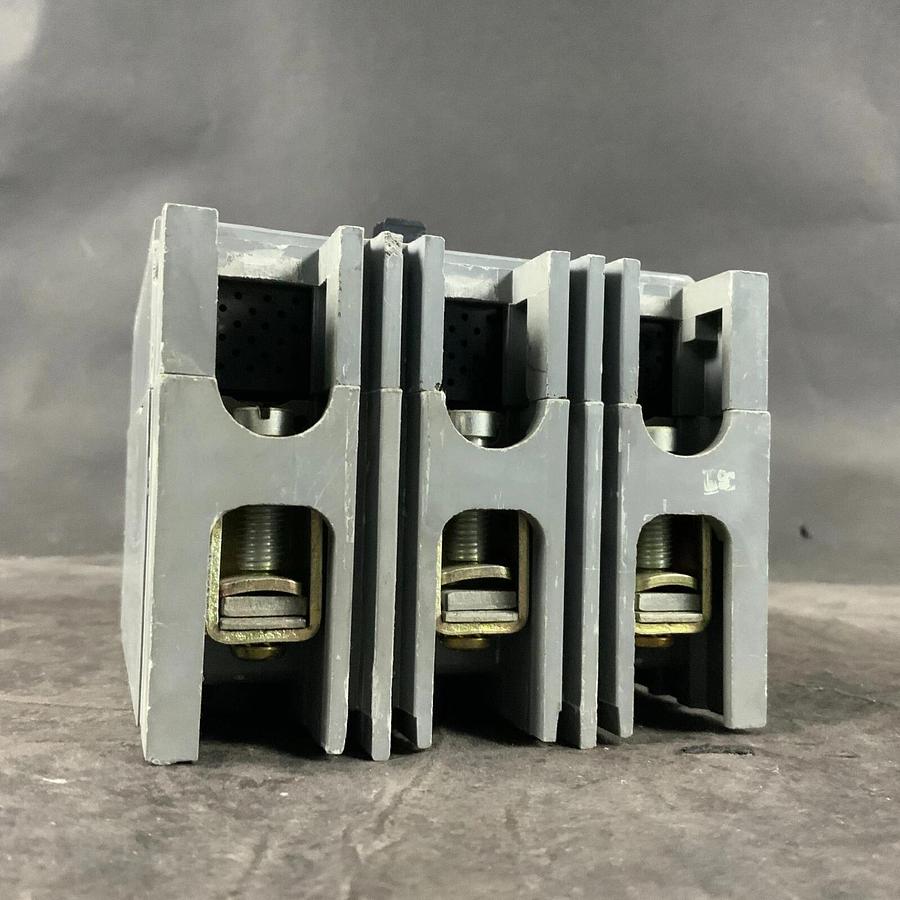 Used WESTINGHOUSE HFB3030L CIRCUIT BREAKER ($45 OBO)