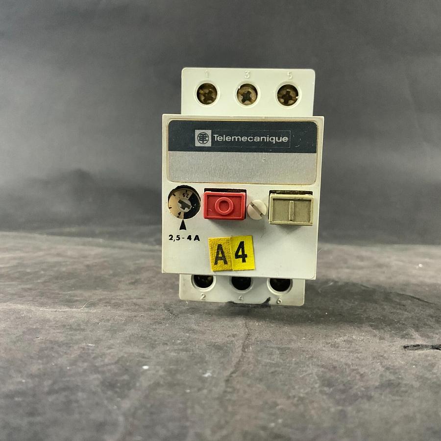 Used TELEMECANIQUE GV1-M08 CIRCUIT BREAKER ($15 OBO)