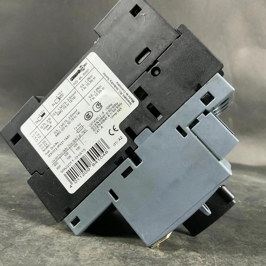 Used SIEMENS 3RV2011-0HA15 POWER CONTACTOR ($30 OBO)