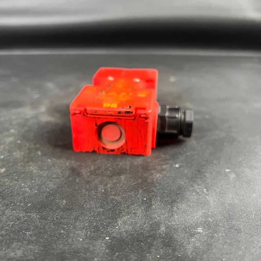 Used STI T5009 SAFETY SWITCH ($15 OBO)