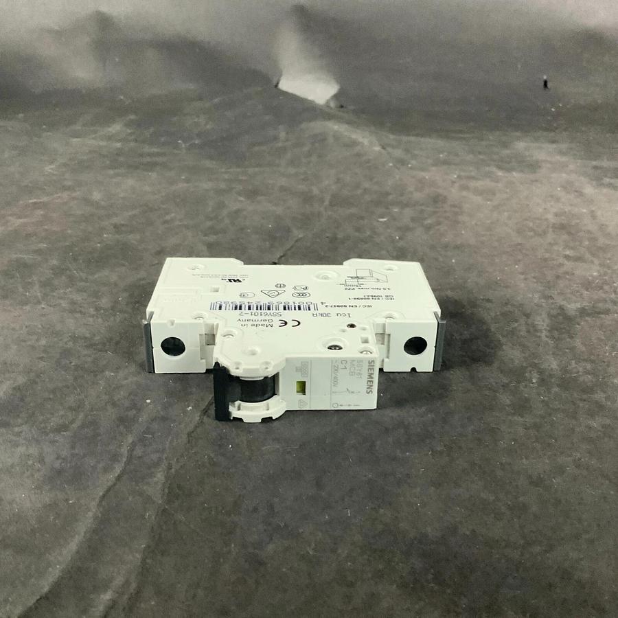 Used SIEMENS 5SY61 CIRCUIT BREAKER ($10 OBO)