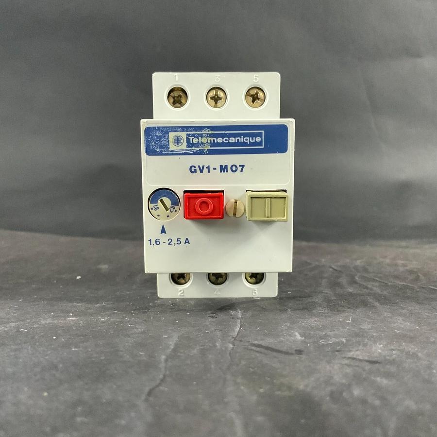 Used TELEMECANIQUE GV1-M07 CIRCUIT BREAKER ($15 OBO)