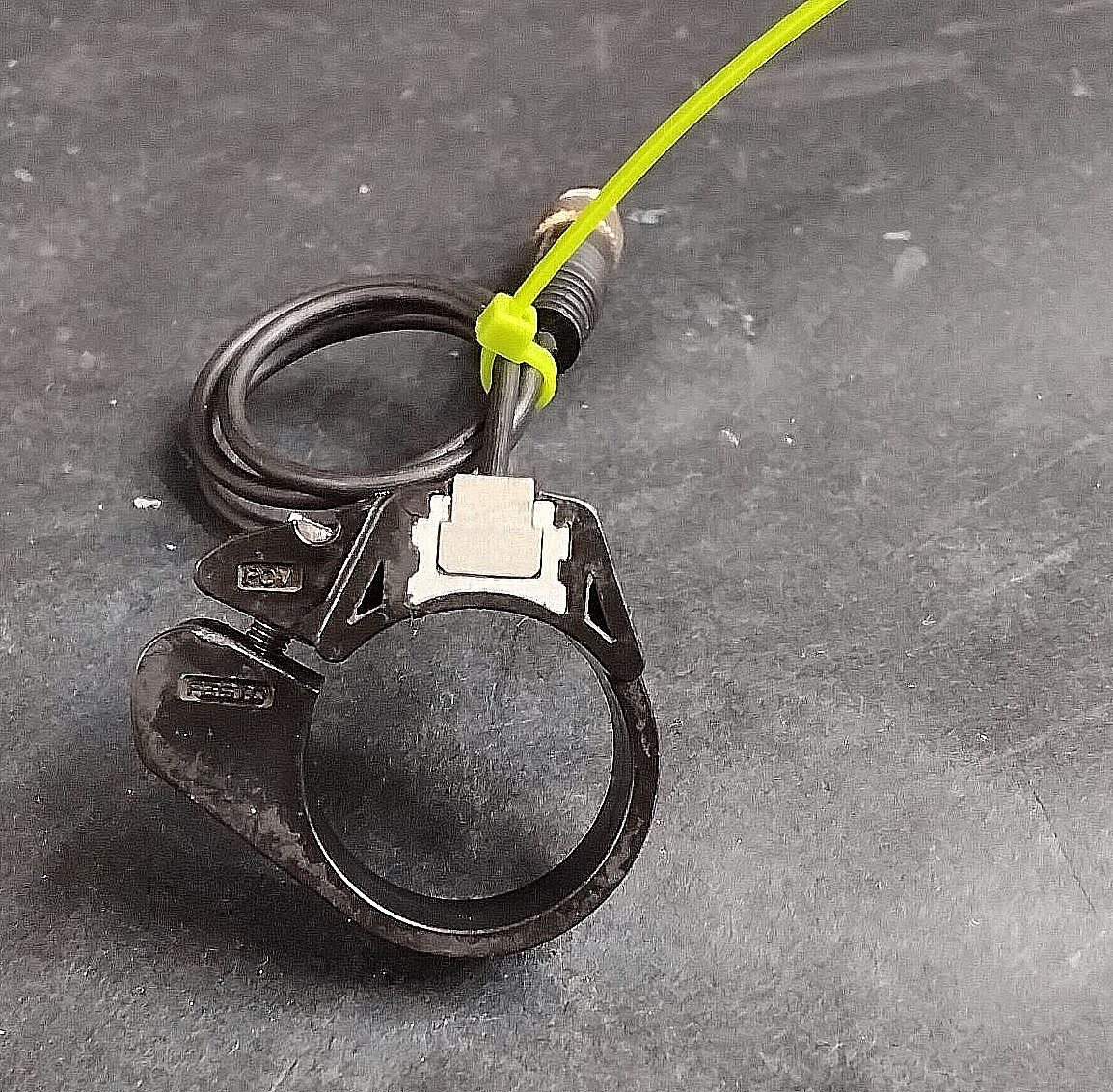 Used BMF 235K-HMPS-C3-P0-549-00,3 MAG FIELD SENS -175095 FESTO MOUNTING KIT ($45 OBO)