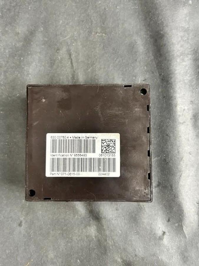 Used KRIWAN 071-0615-00 INT69 SC MOTOR PROTECTOR