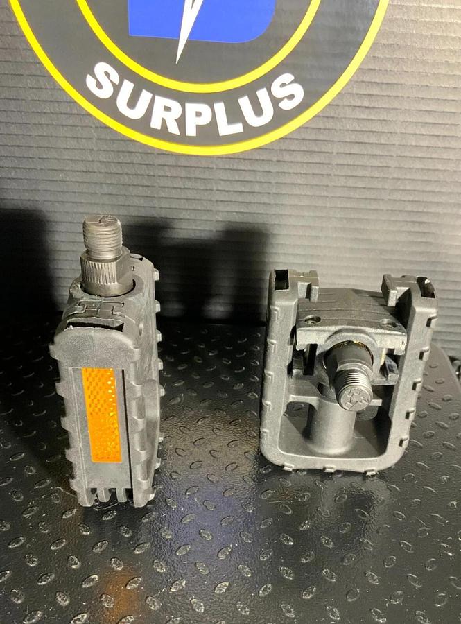 FAT CAT FOLDING BICYCLE PEDALS ($5/PAIR OBO)