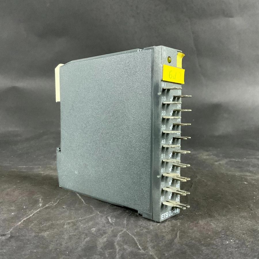 KLOCKNER MOELLER ETS 00-44 ($70 OBO)