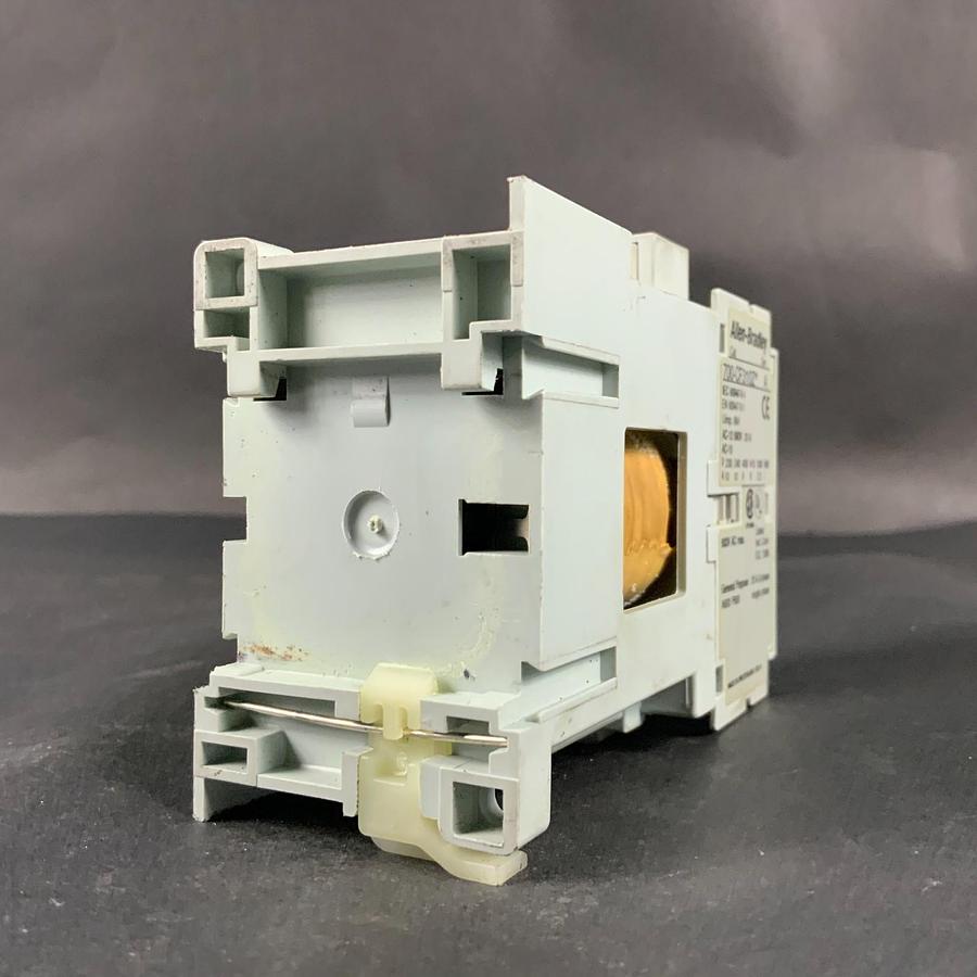 Used ALLEN BRADLEY 700-CF310Z SERIES A CONTACTOR ($20 OBO)