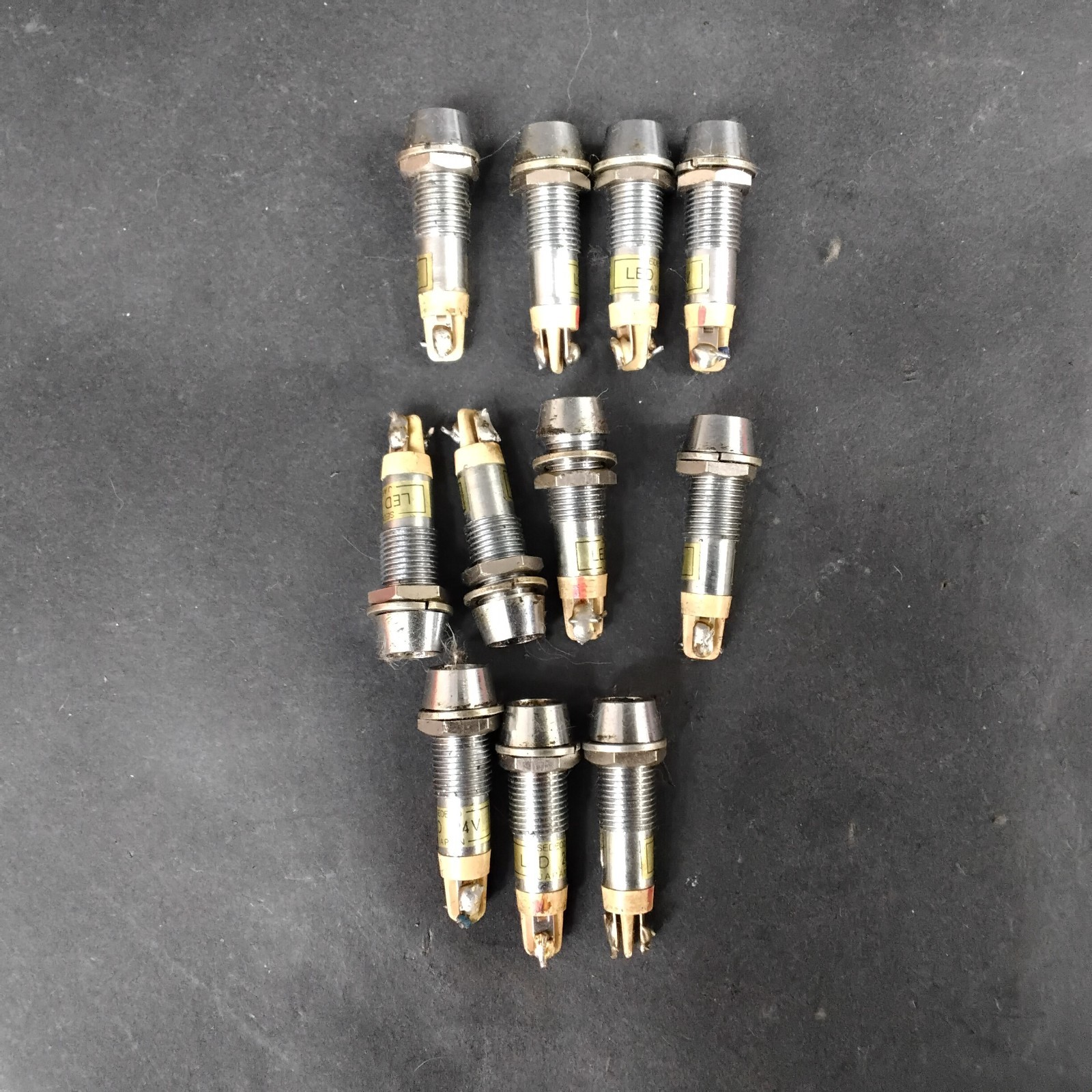 Used SEDECO 24V LED PANEL MOUNT INDICATOR LIGHTS - GROUP OF 11 ($24 OBO)