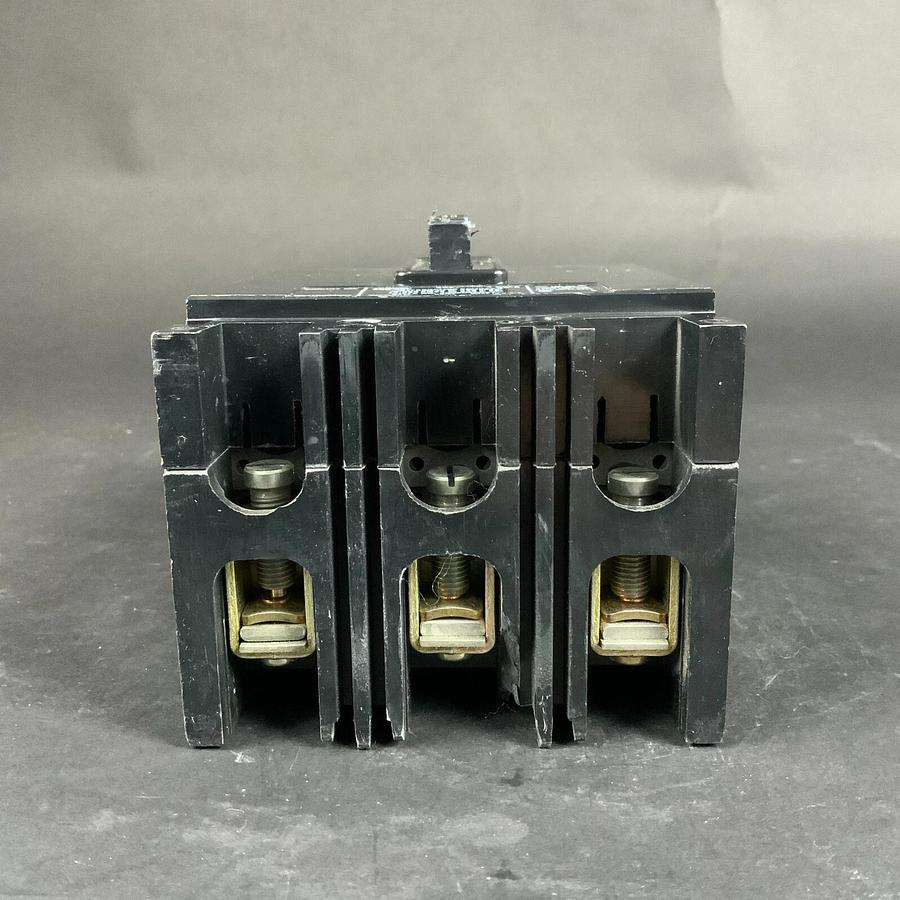 Used WESTINGHOUSE FB3030L CIRCUIT BREAKER ($12.50 OBO)