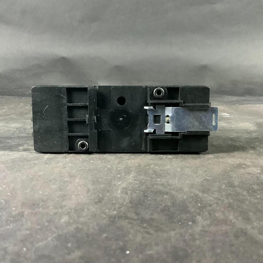 Used CARLO GAVAZZI RN1A48A30 CONTACTOR ($35 OBO)