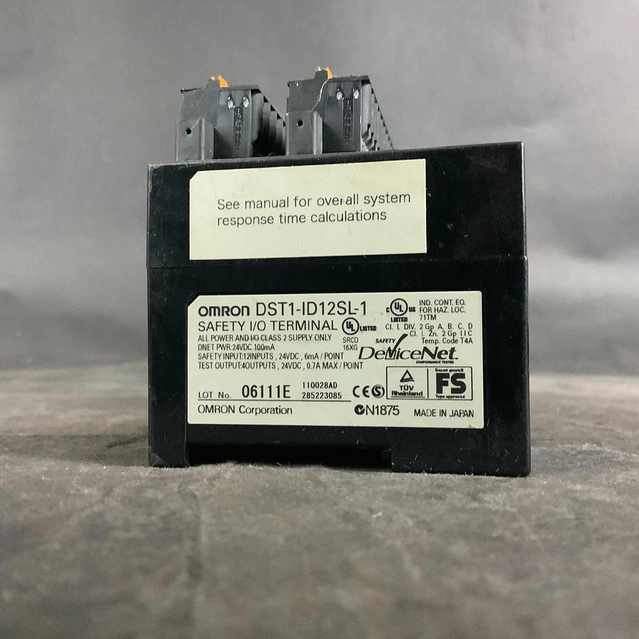 Used OMRON DST1-ID12SL-1 SAFETY I/O TERMINAL ($145 OBO)