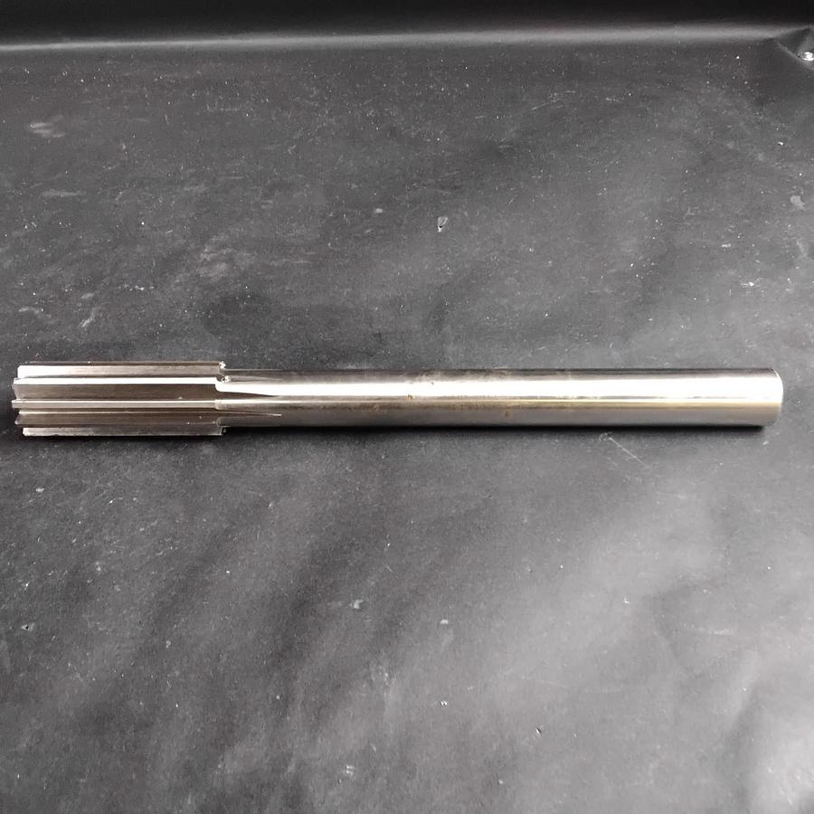 Used 21CM 7041 1-1/8 CHUCK REAMER ($40 OBO)