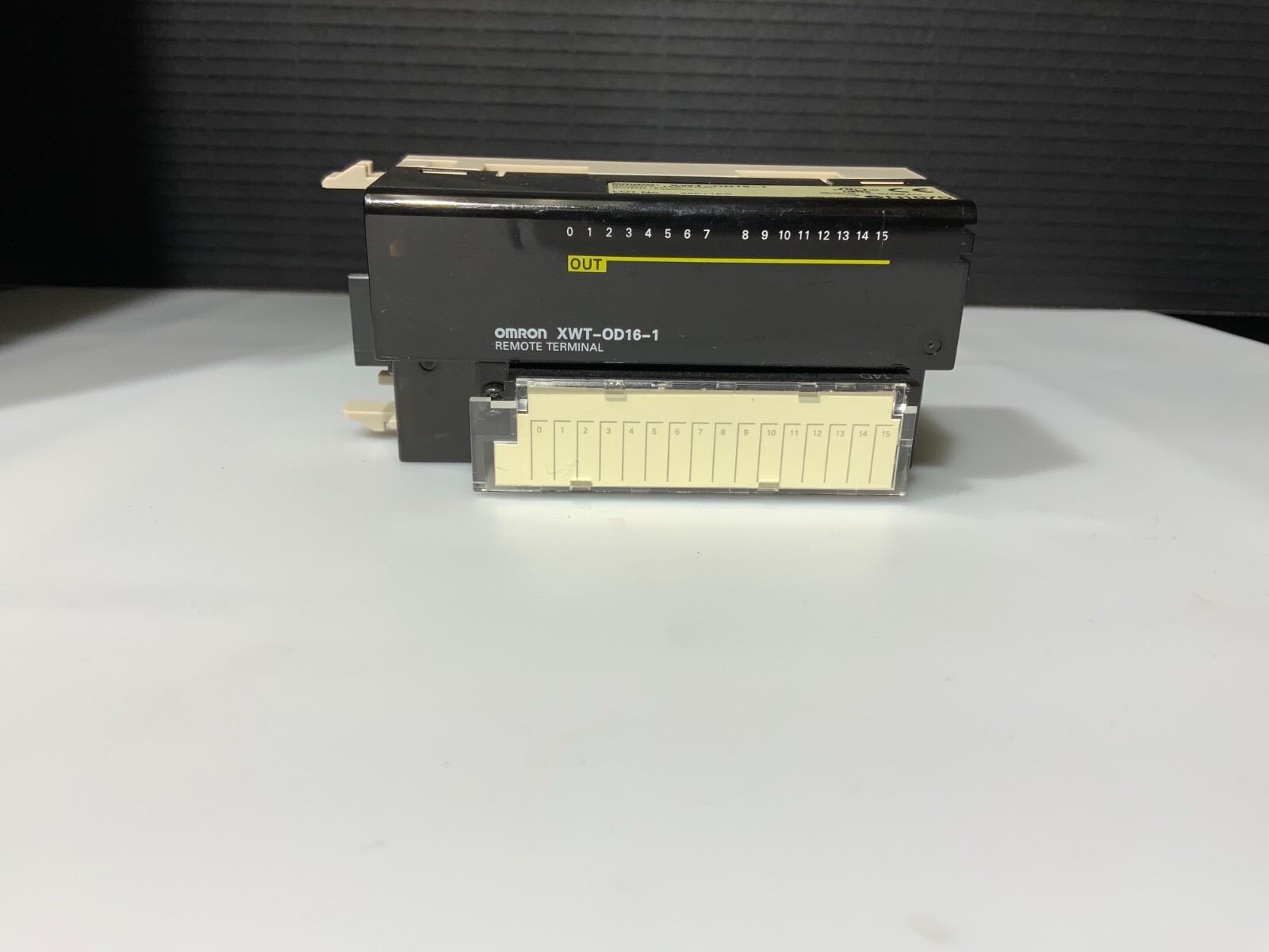 Used OMRON XWT-OD16-1 REMOTE TERMINAL (Lot of 61) ($50/ea OBO)