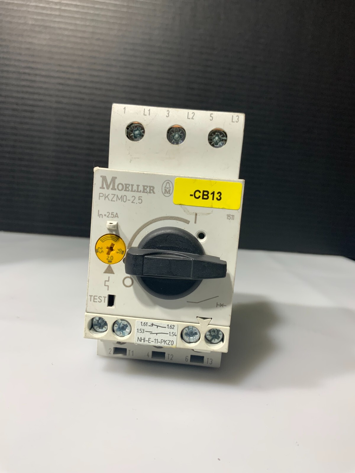 Used MOELLER PKZM0-2.5 ($29.99/EACH OBO)