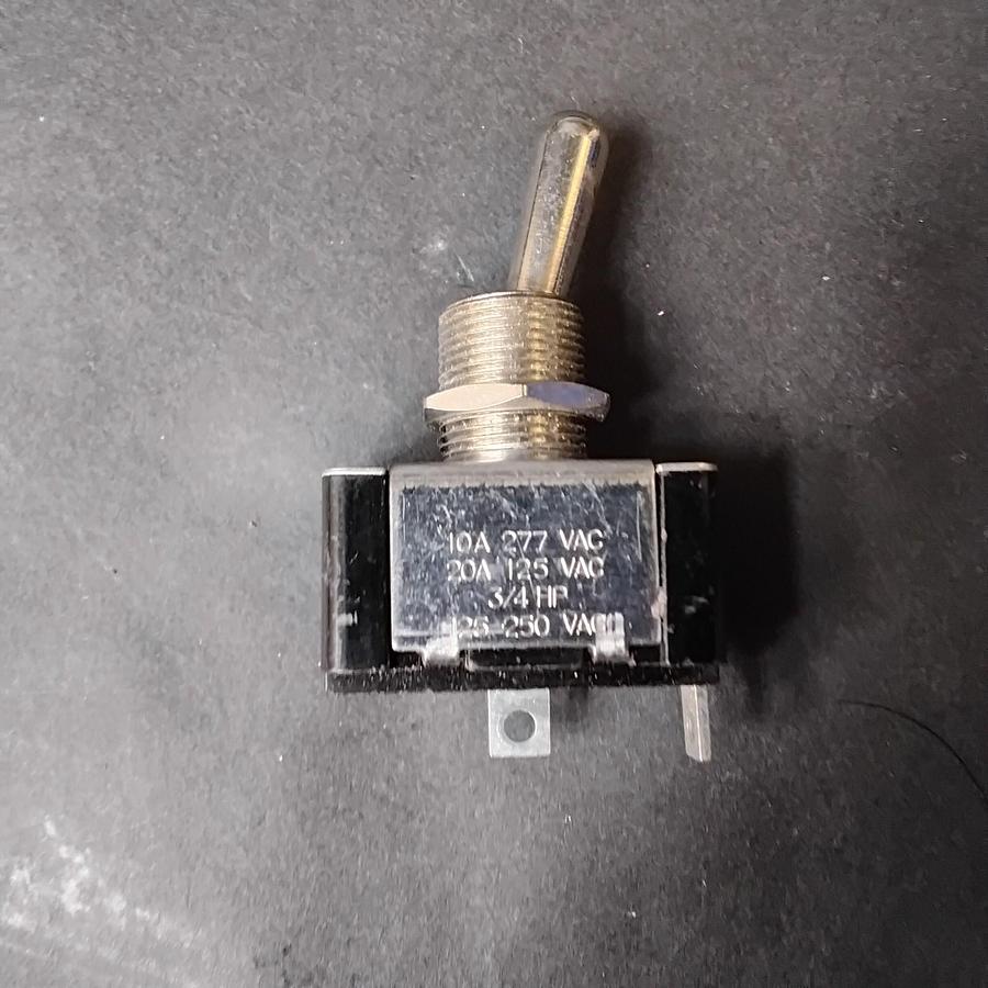 Used GARDNER BENDER 70,000 SERIES HEAVY-DUTY TOGGLE SWITC ($7 OBO)