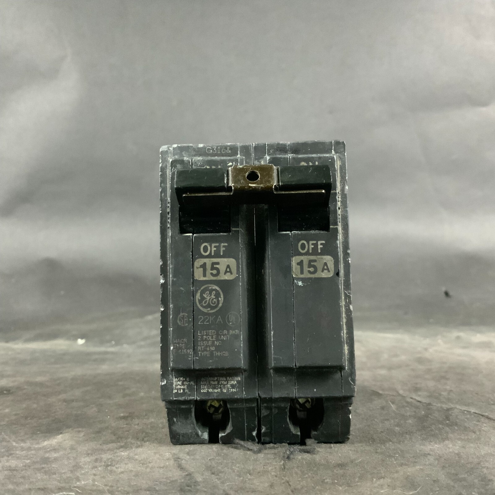 Used GENERAL ELECTRIC RT-690 2 POLE CIRCUIT BREAKER ($12 OBO)