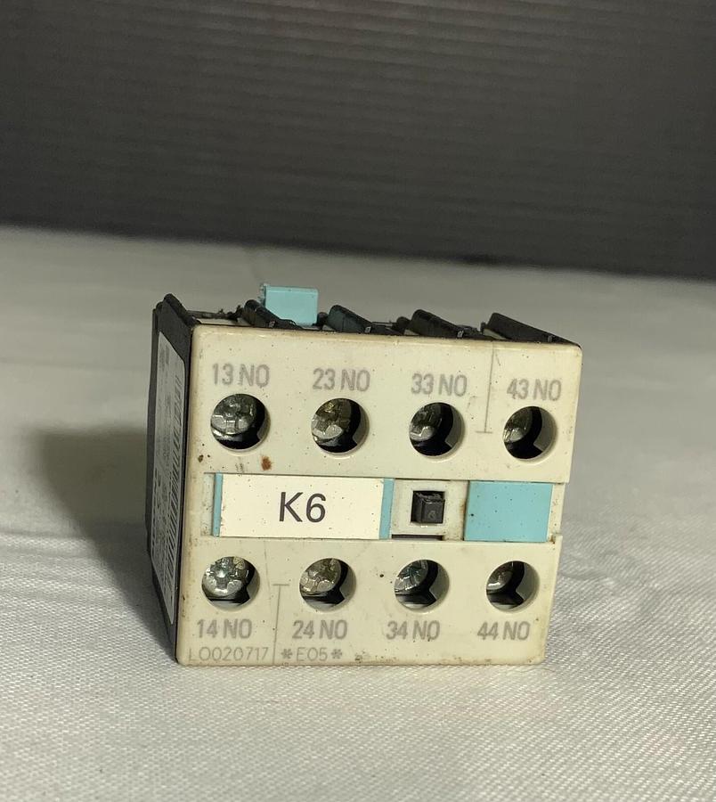 Used SIEMENS 3RH1921-1FA40 ($44.99 OBO)