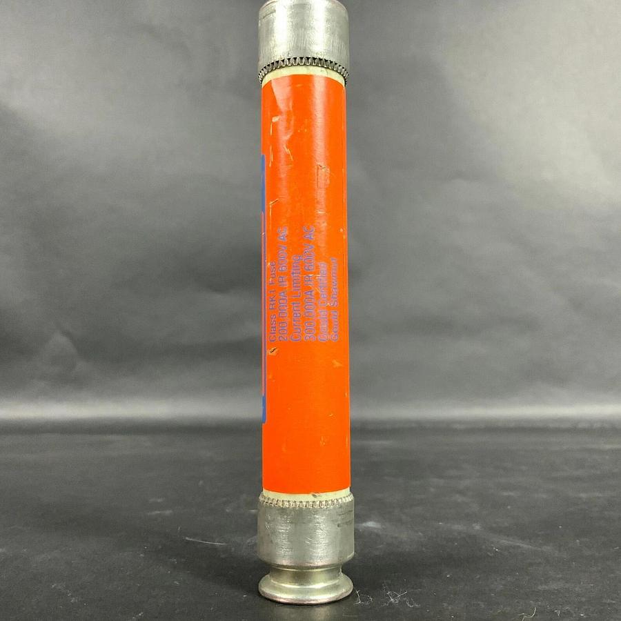 Used FERRAZ SHAWMUT AMPTRAP A6D30R FUSE ($8 OBO)