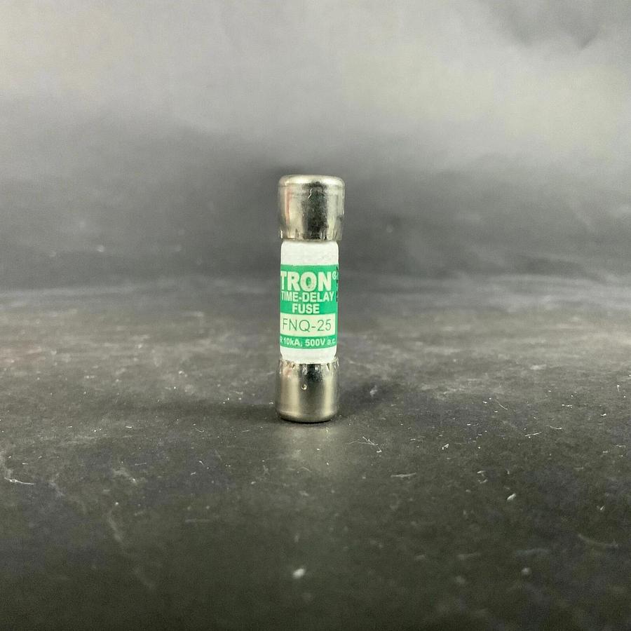 Used BUSSMANN FNQ 25 TIME DELAY FUSE - SET OF 3 ($12 OBO)