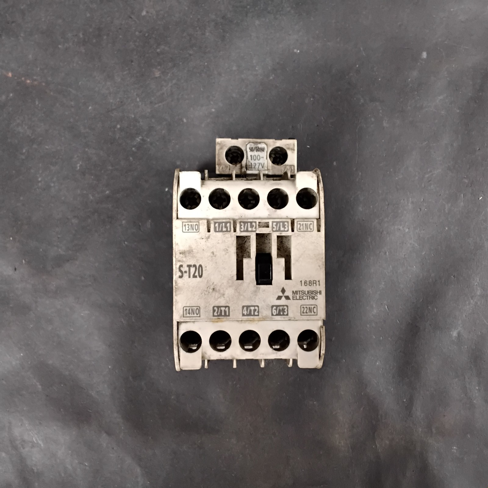 Used MITSUBISHI ELECTRIC S-T20 ELECTROMAGNETIC CONTACTOR ($30 OBO)