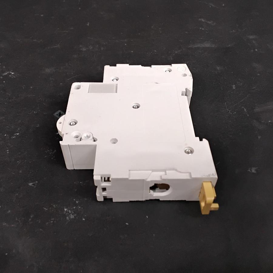 Used MERLIN GERIN C4A MULTI 9 C60 CIRCUIT BREAKER ($16 OBO)