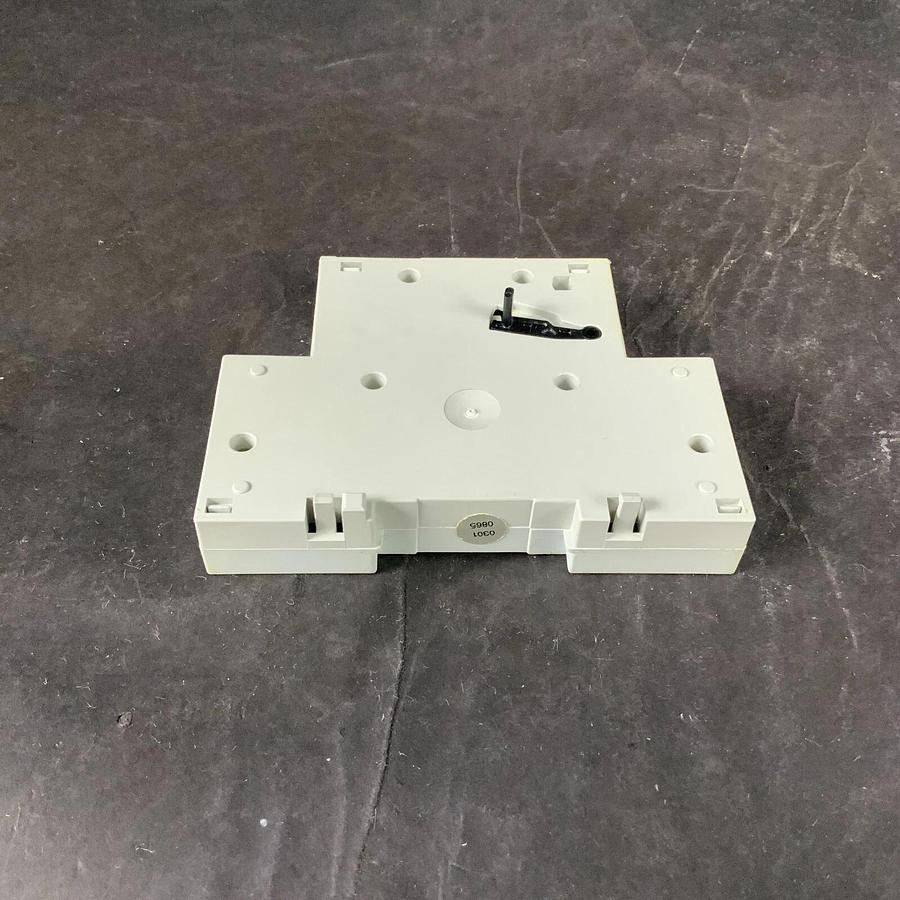 Used MOELLER NHI 11-PKZ2 AUXILIARY CONTACT ($15 OBO)