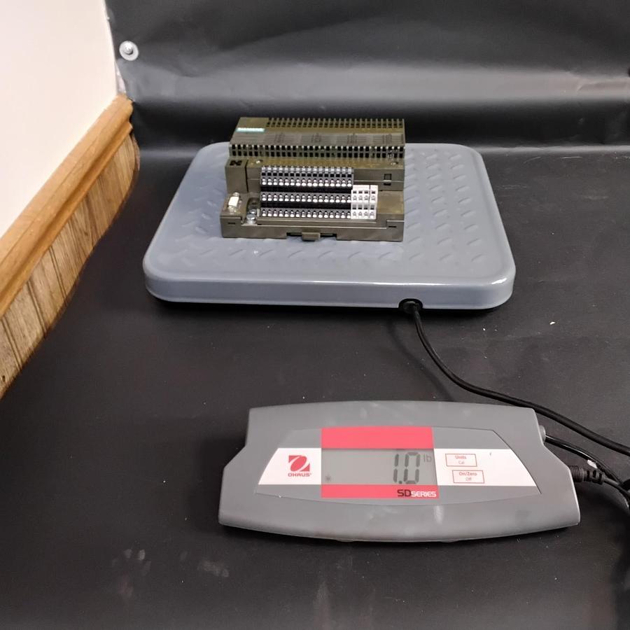 Used SIEMENS ET200B-16DI TERMINAL MODULE ($70 OBO)