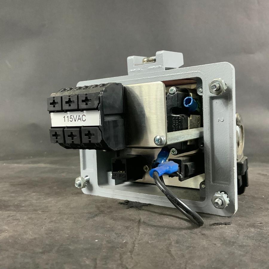 Used ZIP PORT 2P-PGA-32-300 PANEL INTERFACE CONNECTOR ($90 OBO)