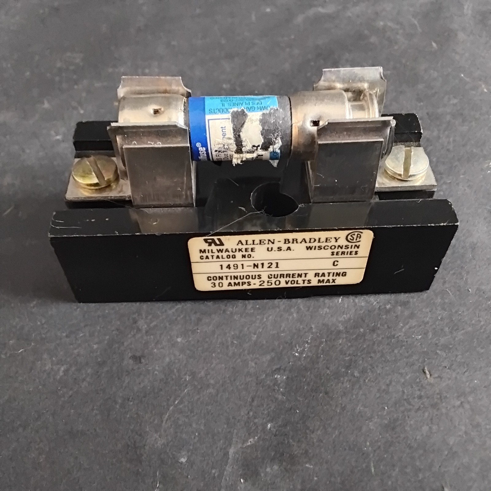 Used ALLEN-BRADLEY 1491-N121 FUSE BLOCK ($13 OBO)