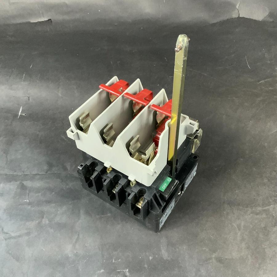 Used ALLEN BRADLEY 194R-NJ030P3 DISCONNECT SWITCH ($15 OBO)