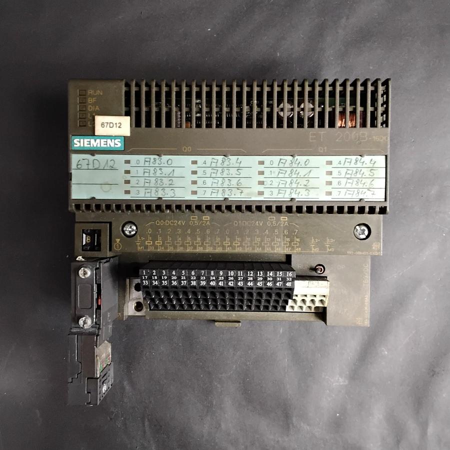 Used SIEMENS ET200B-16DO PLC MODULE ($45 OBO)
