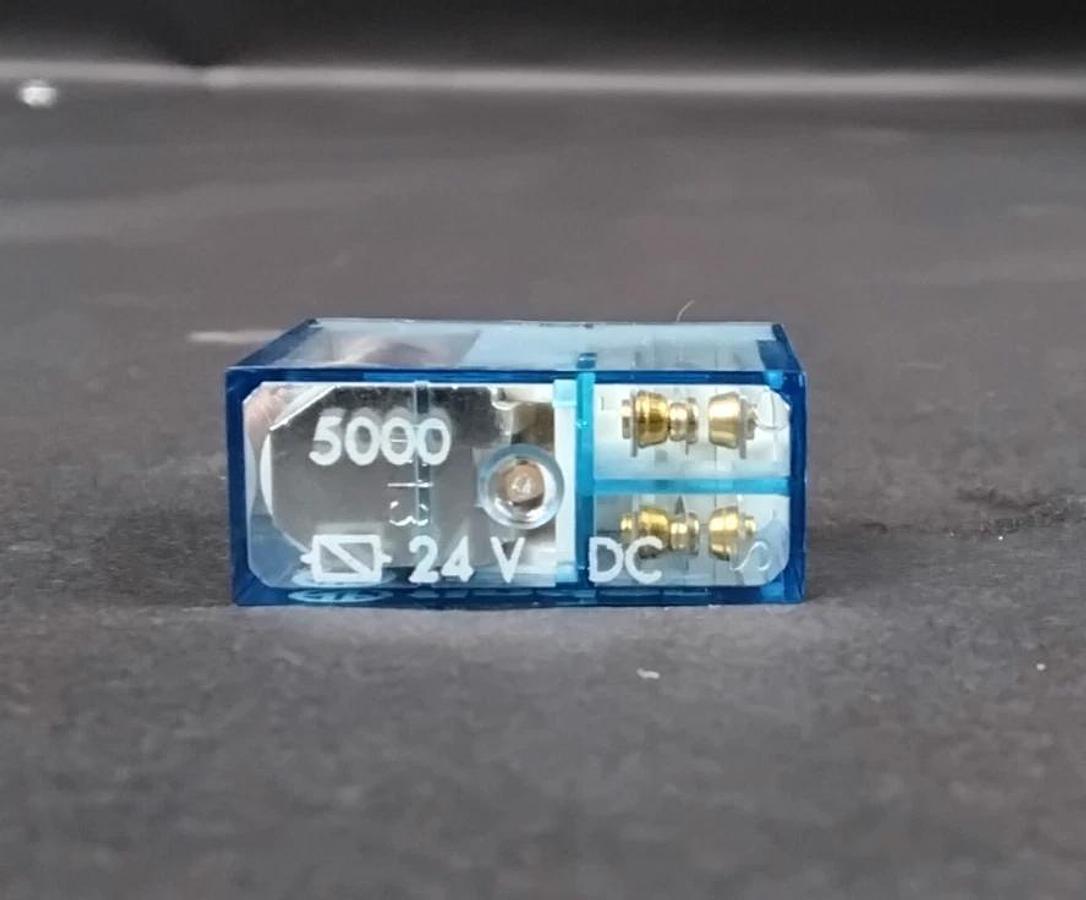 Used FINDER 40.52- 24V DC RELAY (15 OBO)